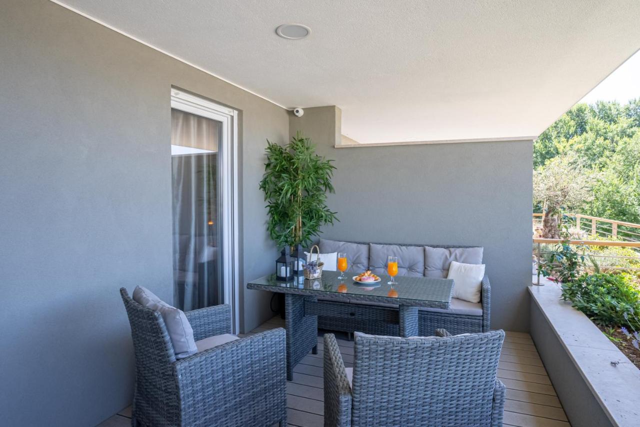 Morska Vila 6 Luxury Apartment Znjan 斯普利特 外观 照片