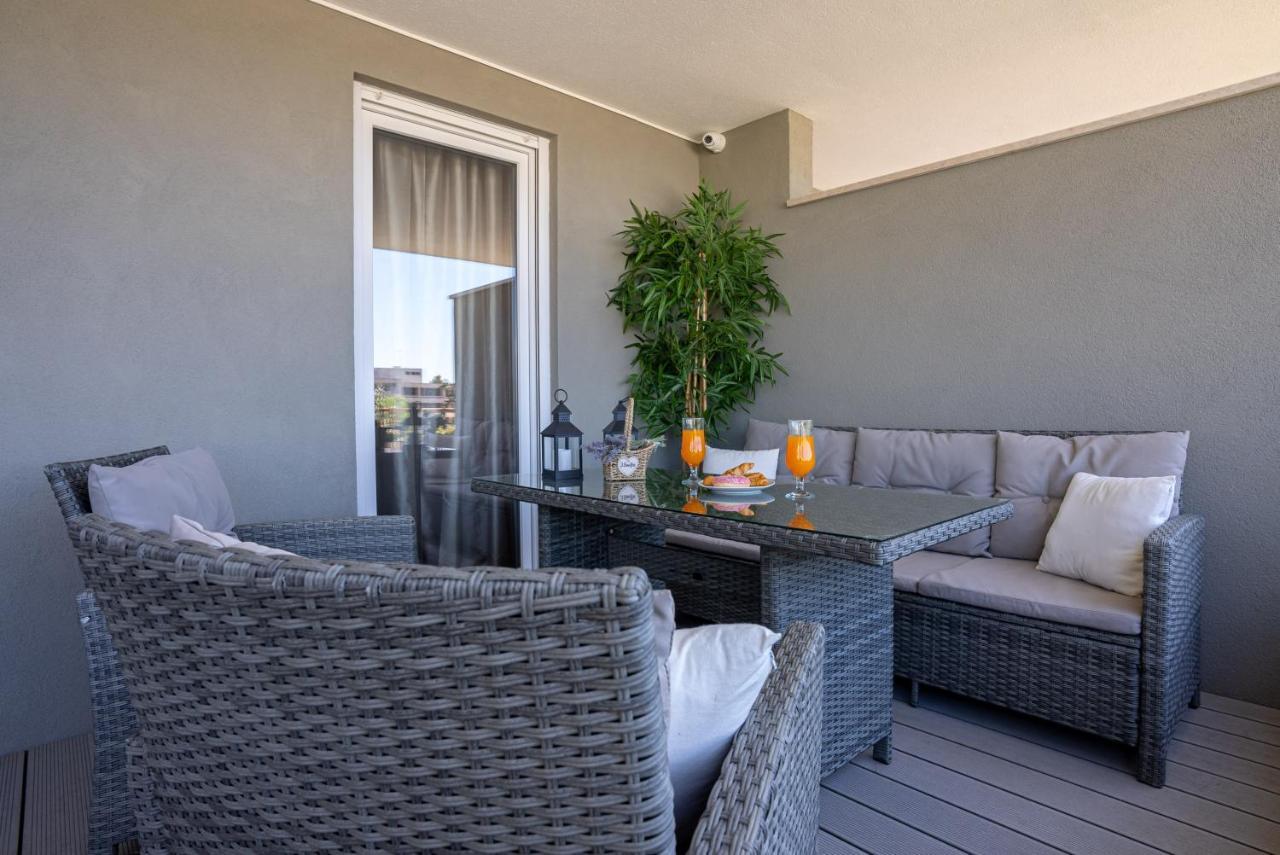 Morska Vila 6 Luxury Apartment Znjan 斯普利特 外观 照片